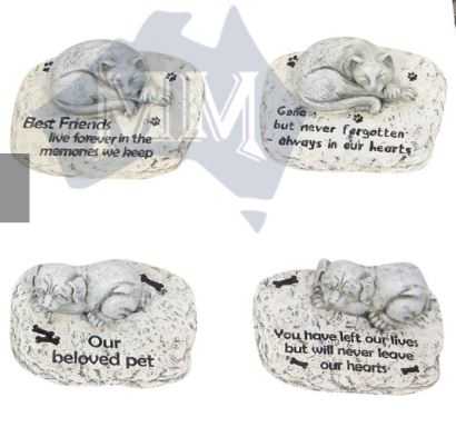 View Memorial Garden Stone Dogs/Cats 11cm